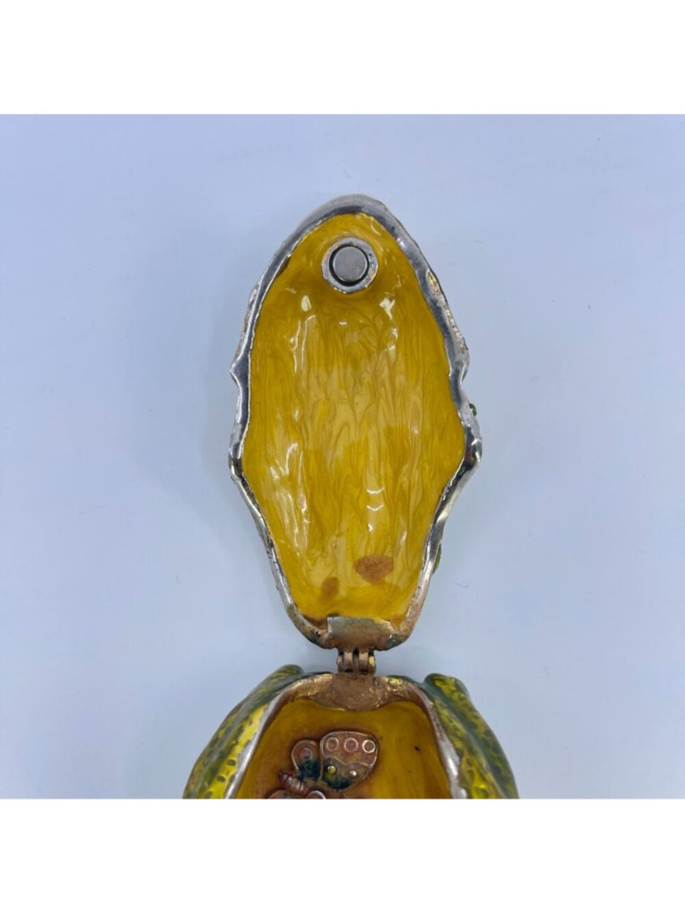 vintage enamel frog trinket box with hinged lid green & orange detailing - Picture 11 of 12